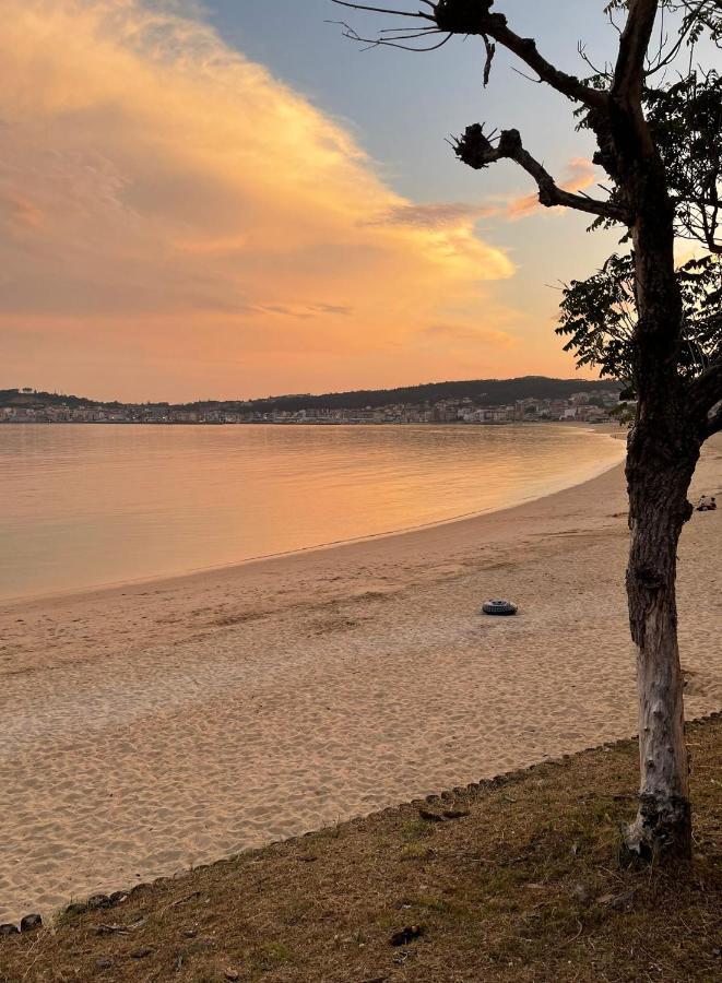 Apartamento En La Playa Apartman Ribeira Kültér fotó